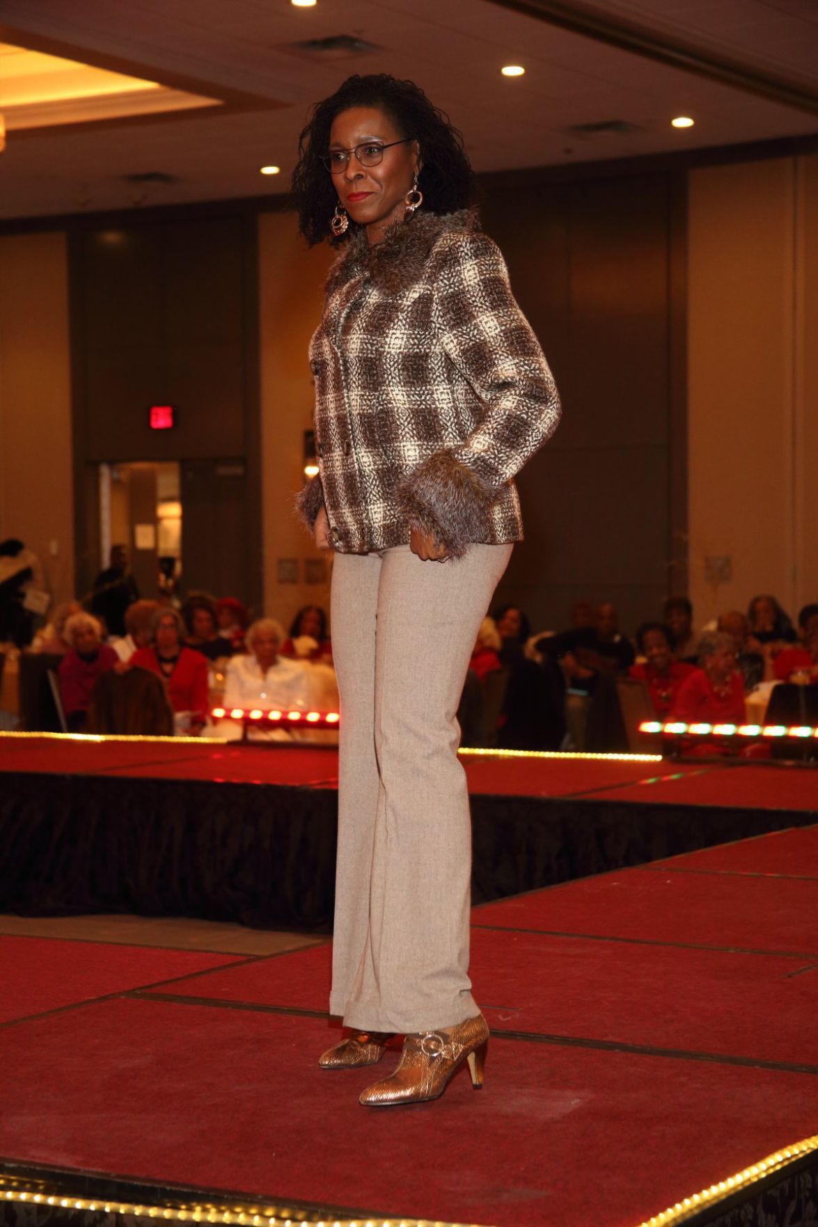 021520YWCAFashionShow_044.JPG